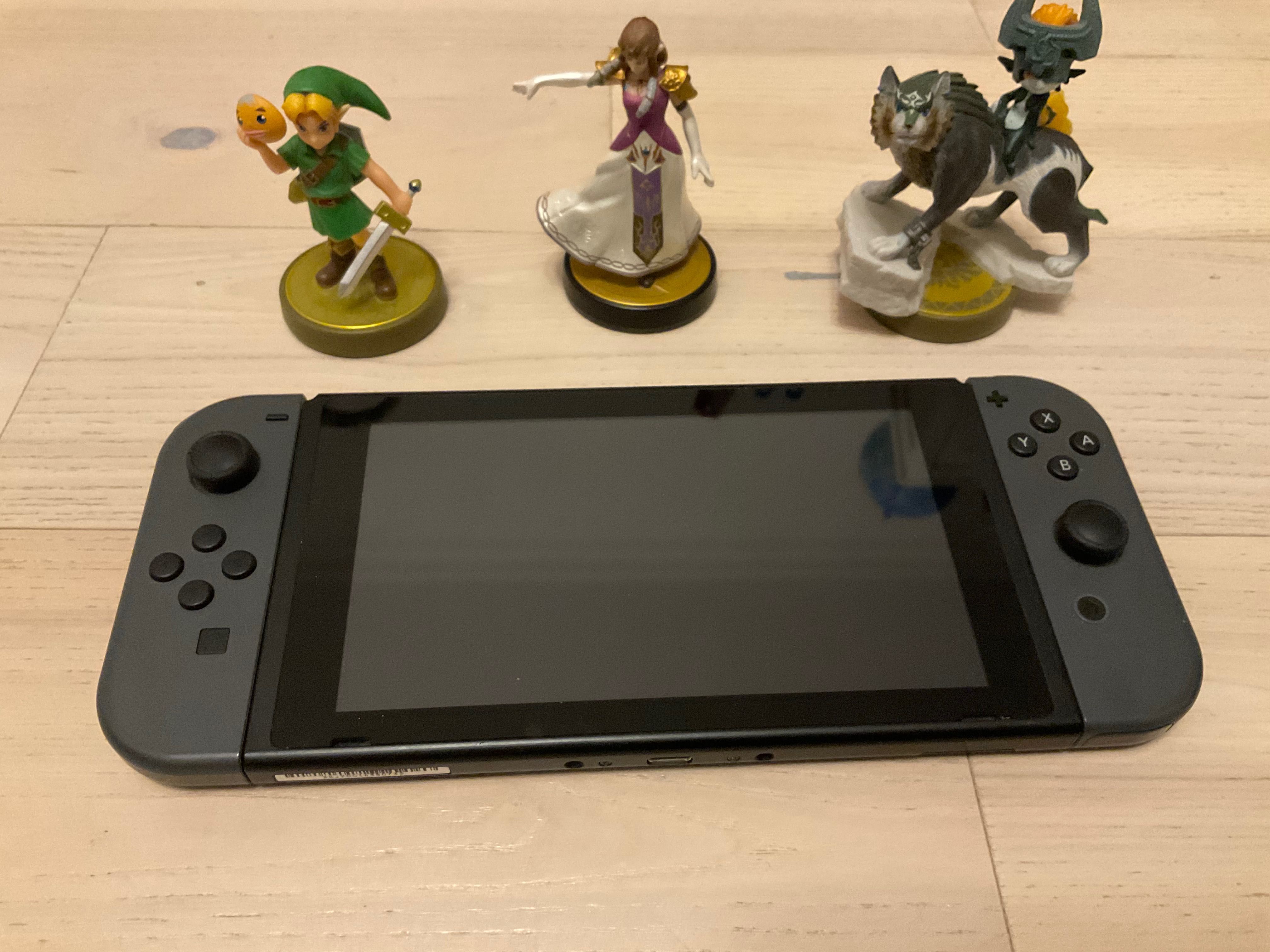 Nintendo Switch, Amiibo