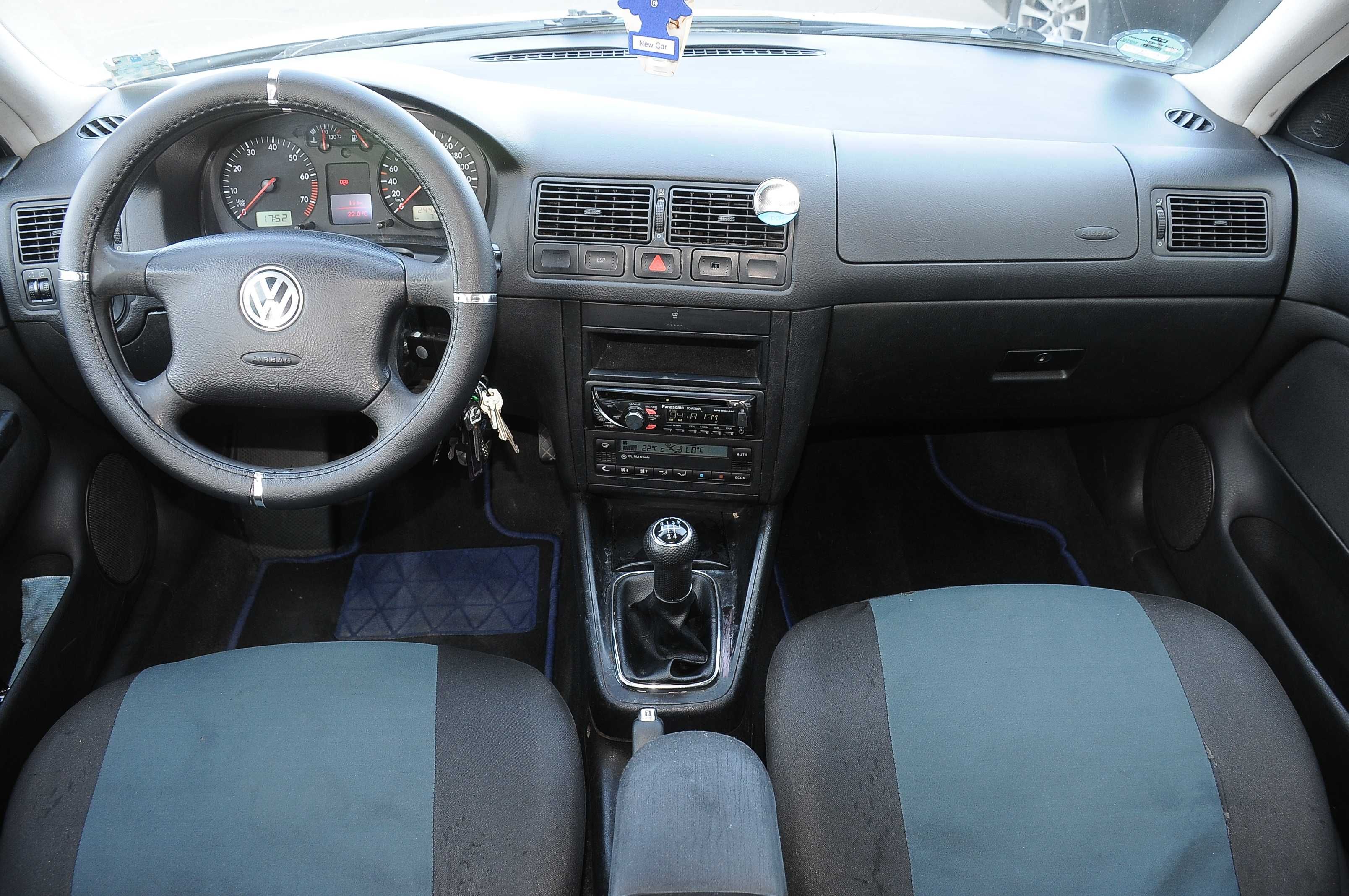 VW Golf 4 2003 1.6i 110 CP E4 climatronic, proprietar ofer fiscal