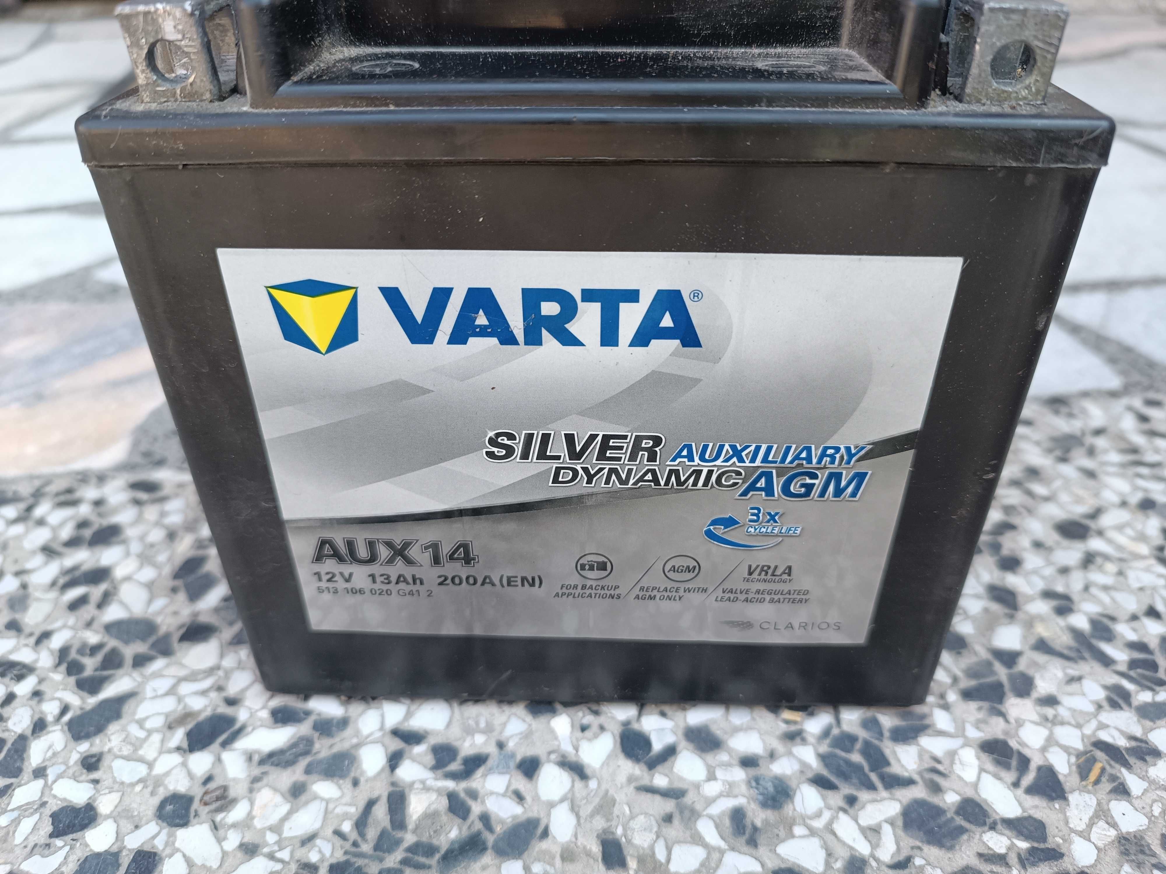 Малък акумулатор Varta Silver AGM 13ah