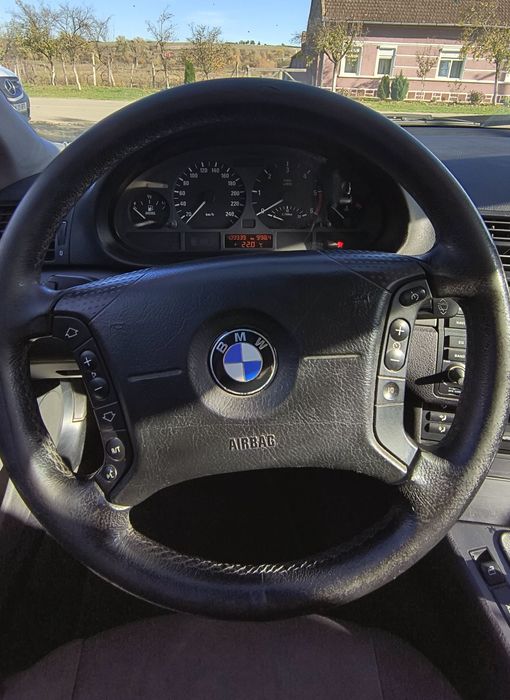 Vând BMW e46 320d
Acte valabile 
Fiscal pe loc 
Accept orice proba 
M