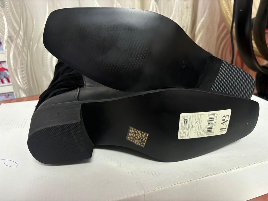 Vând cizme dama marimea 40