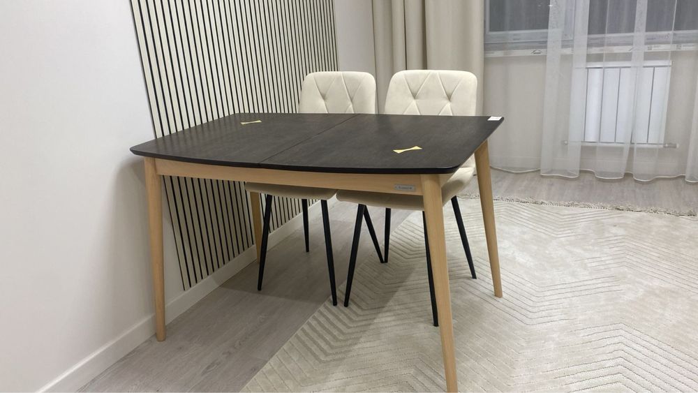 Продается стол новый