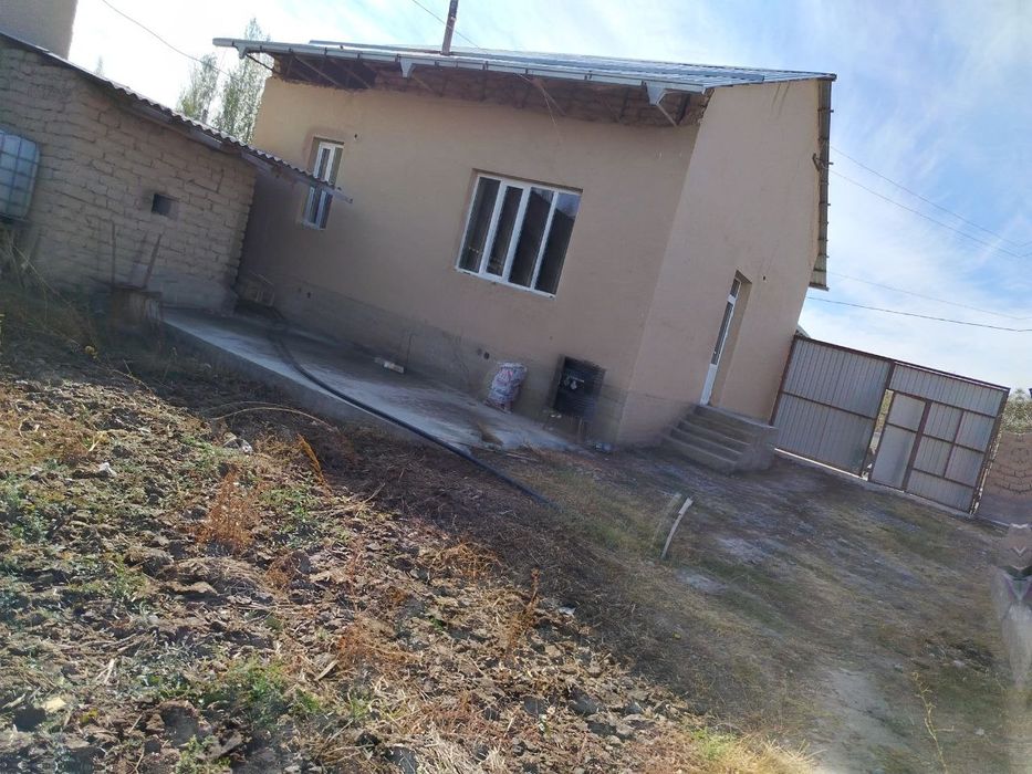 Hovli sotiladi mingchinorda 7 sotix