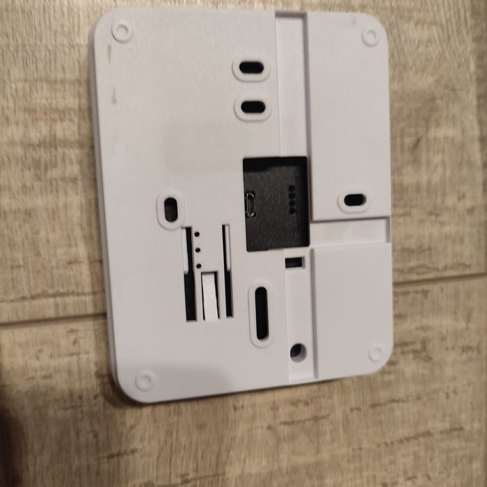 Termostat ambient WIFI EvoSmart defect