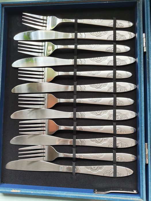 Set tacâmuri - 24 piese