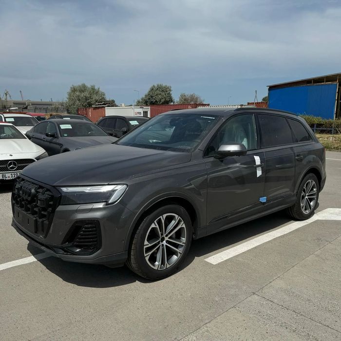 Audi Q7 Audi Q7 55 TFSI quattro MHEV 7 locuri