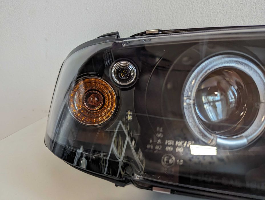 Фарове АУДИ А3 8Л 96-00 ЛЕД AUDI A3 8L LED Angle eyes Тъмни Тунинг