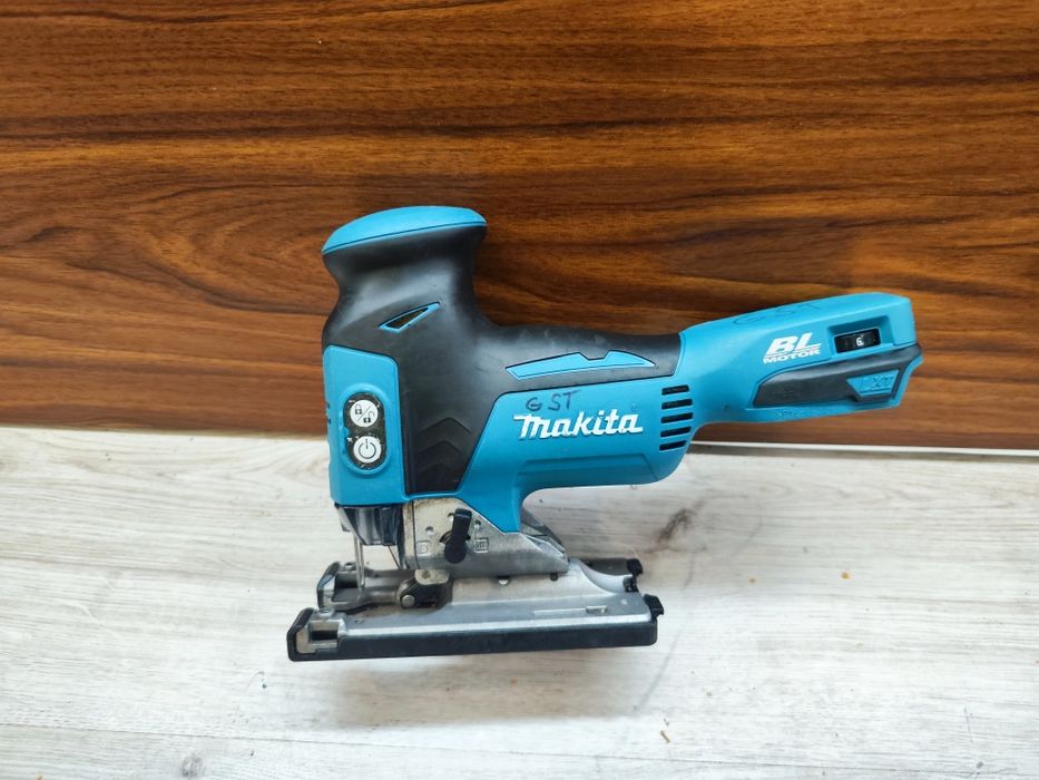 Corp pendular Makita DJV181