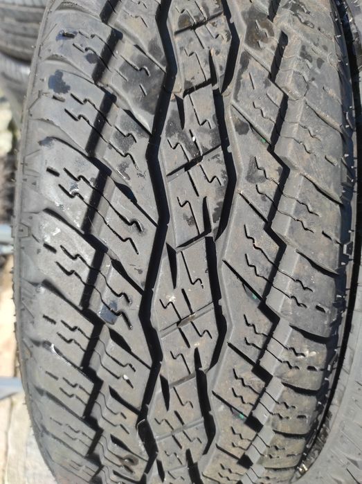 215/65/16 TOYO A/T