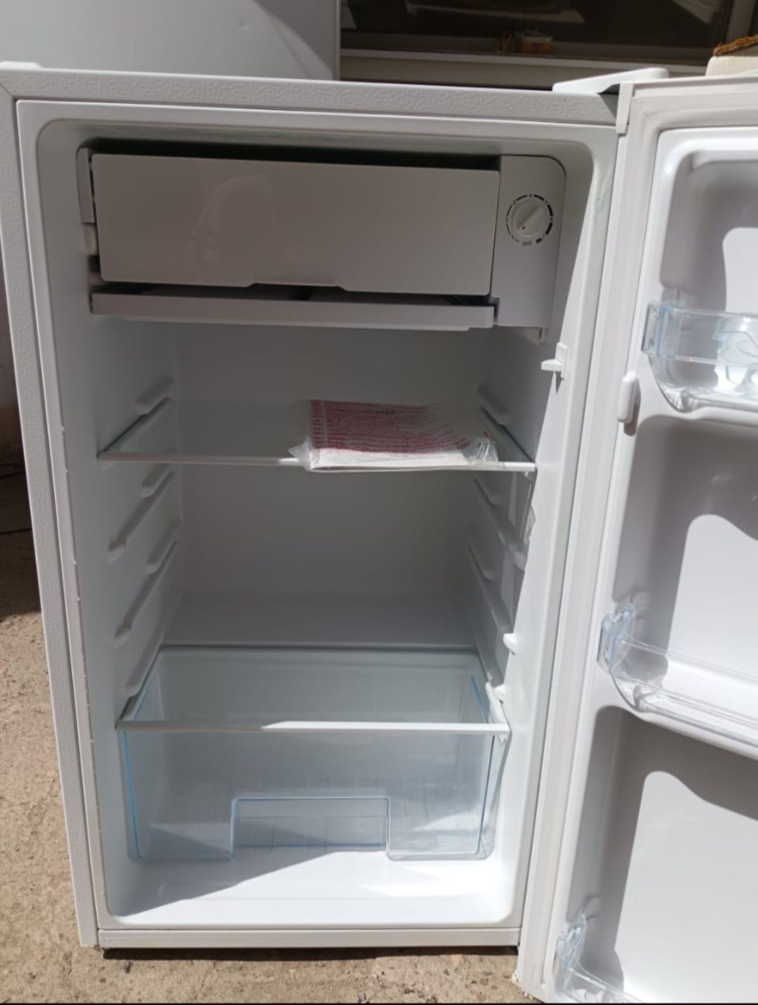 Холодильник  почти новый