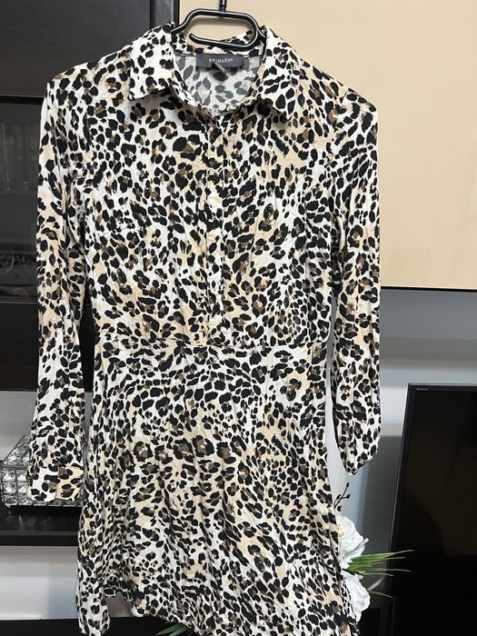 Rochite marime 8-9 ani