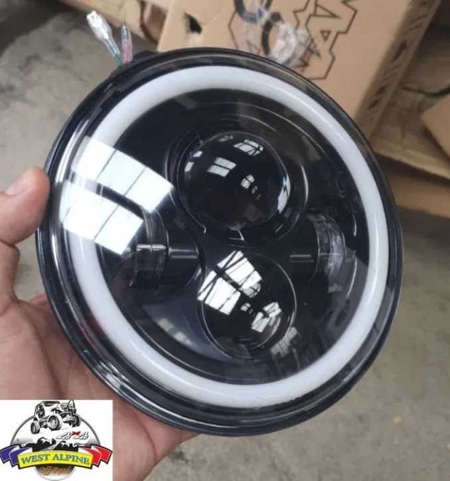 Far NISSAN PATROL Y60 cu LED si Angel Eyes