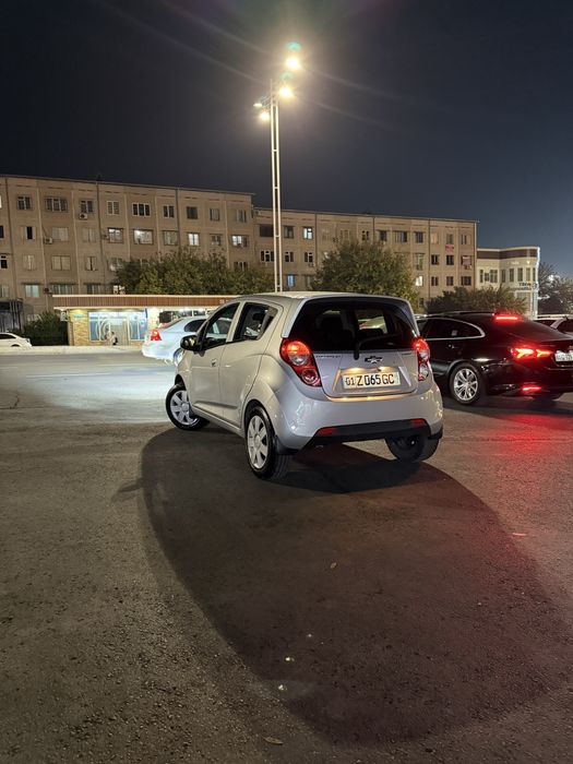 Srochna sotiladi spark 2015 mexanika kraska oldi krilo qogan joyi toza