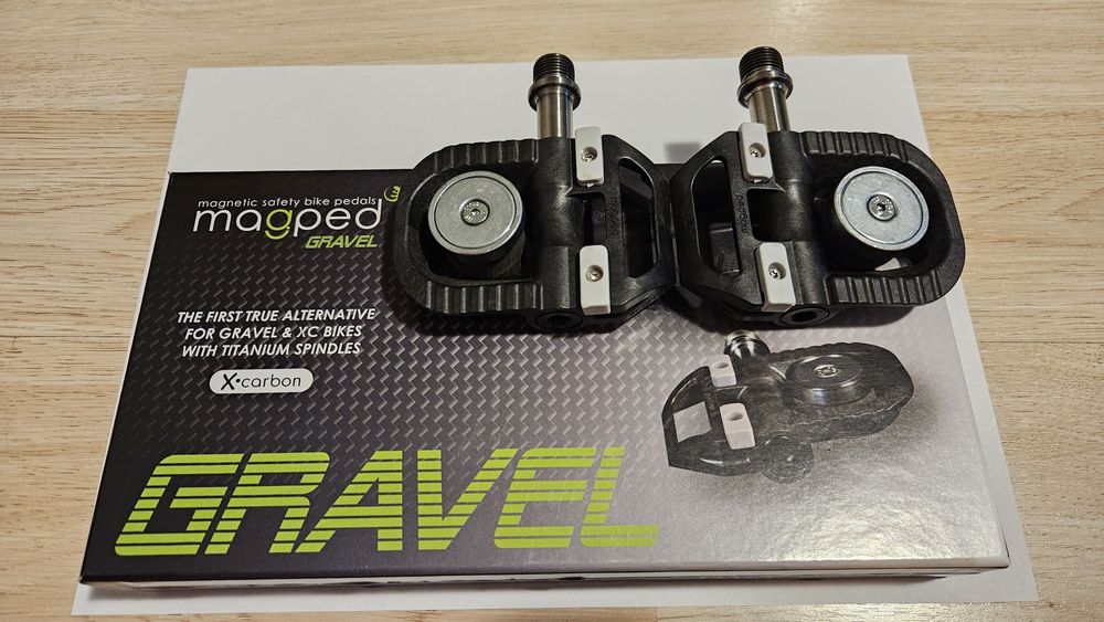 Pedale magnetice (~SPD) carbon și titan Magped Gravel ca noi + bonus