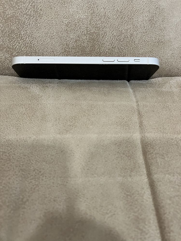 Iphone 12 128GB 80% Battery Health