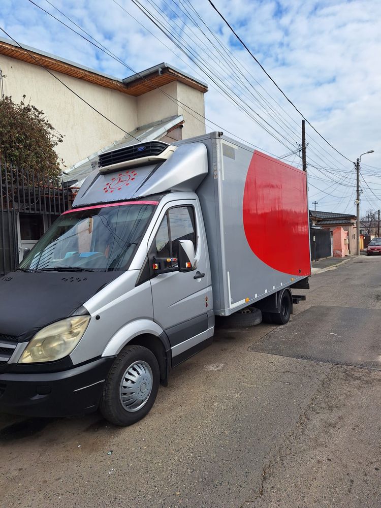 Sprinter 515, 2.2, 150 cp, pe dublu, frigorifica, lift 1 t, 8 ep