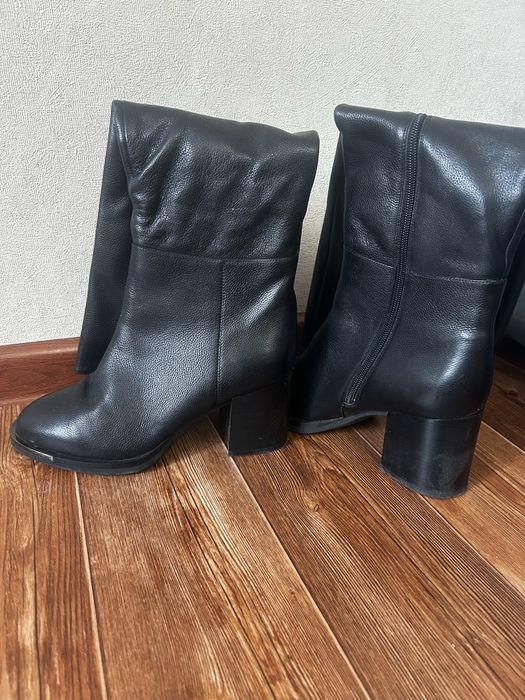 Продам зимние сапоги