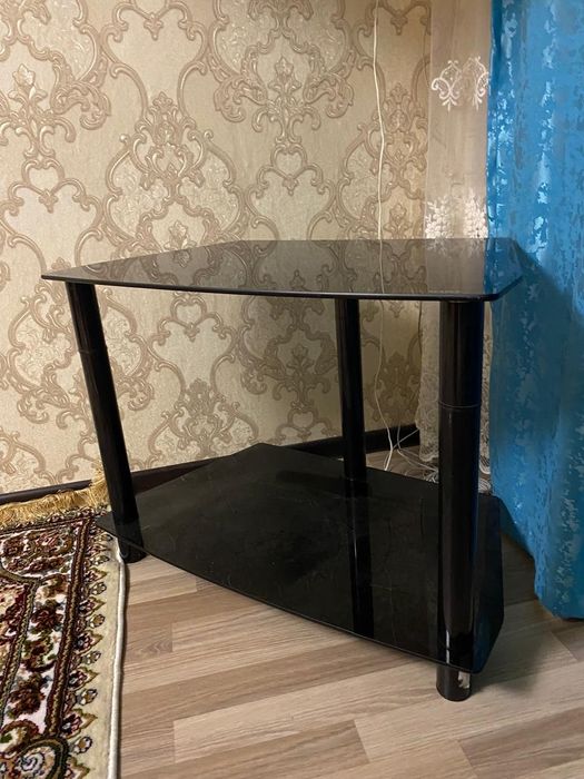 Журнальный столик