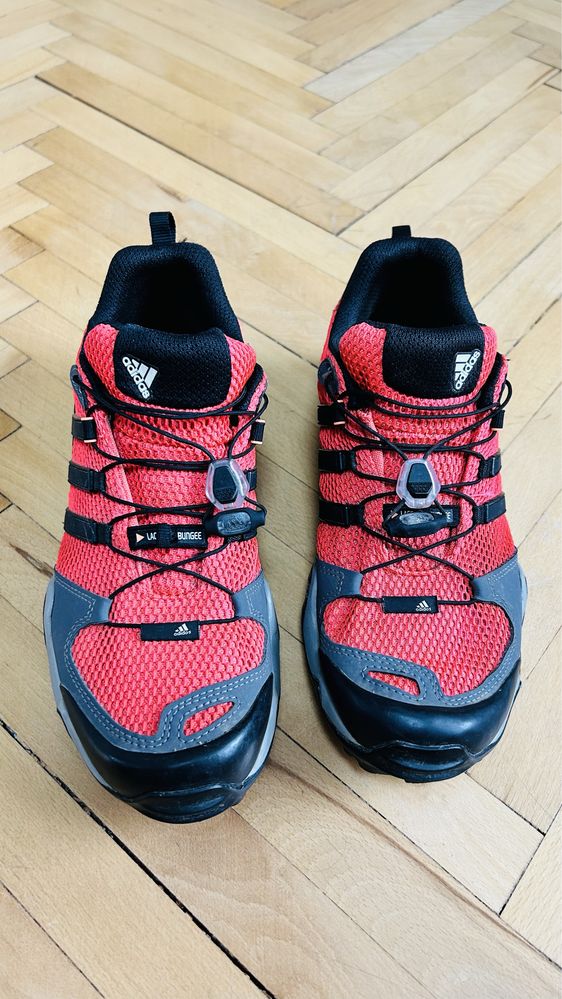 Туристически обувки Adidas Traxion 41 номер