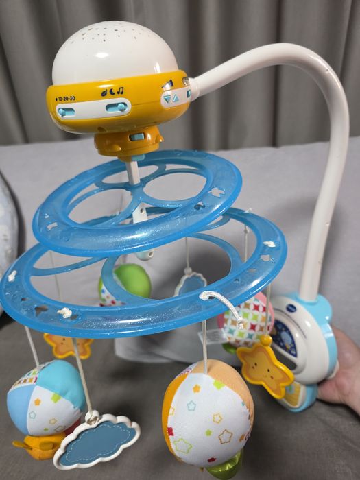 Carusel muzical bebe