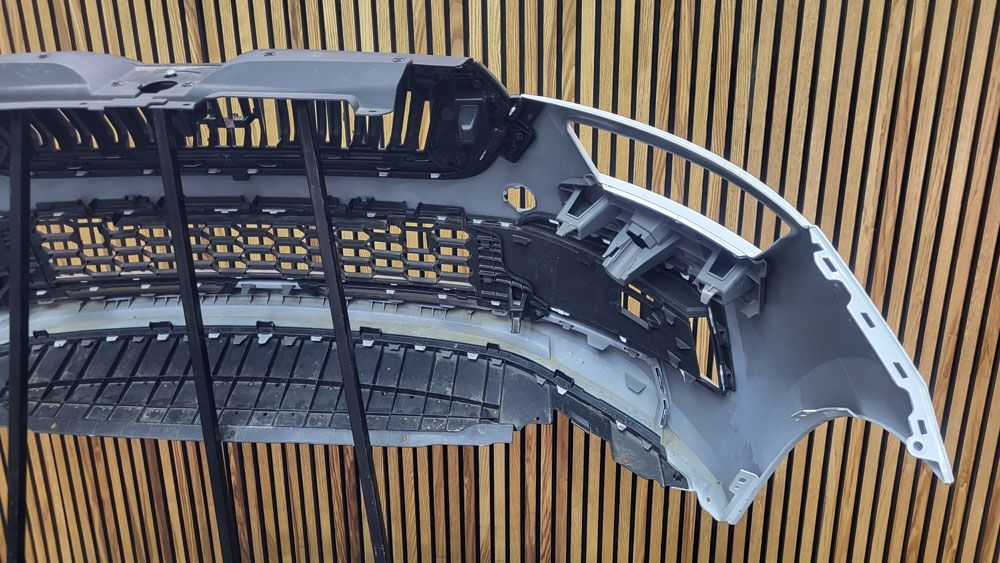 Skoda KAMIQ 658 2019/2023 bara fata grila spoiler BF2922