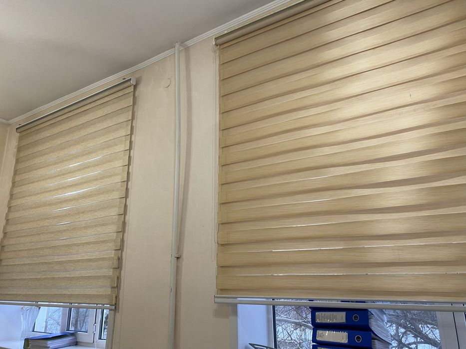 Ролл шторы и день и ночь