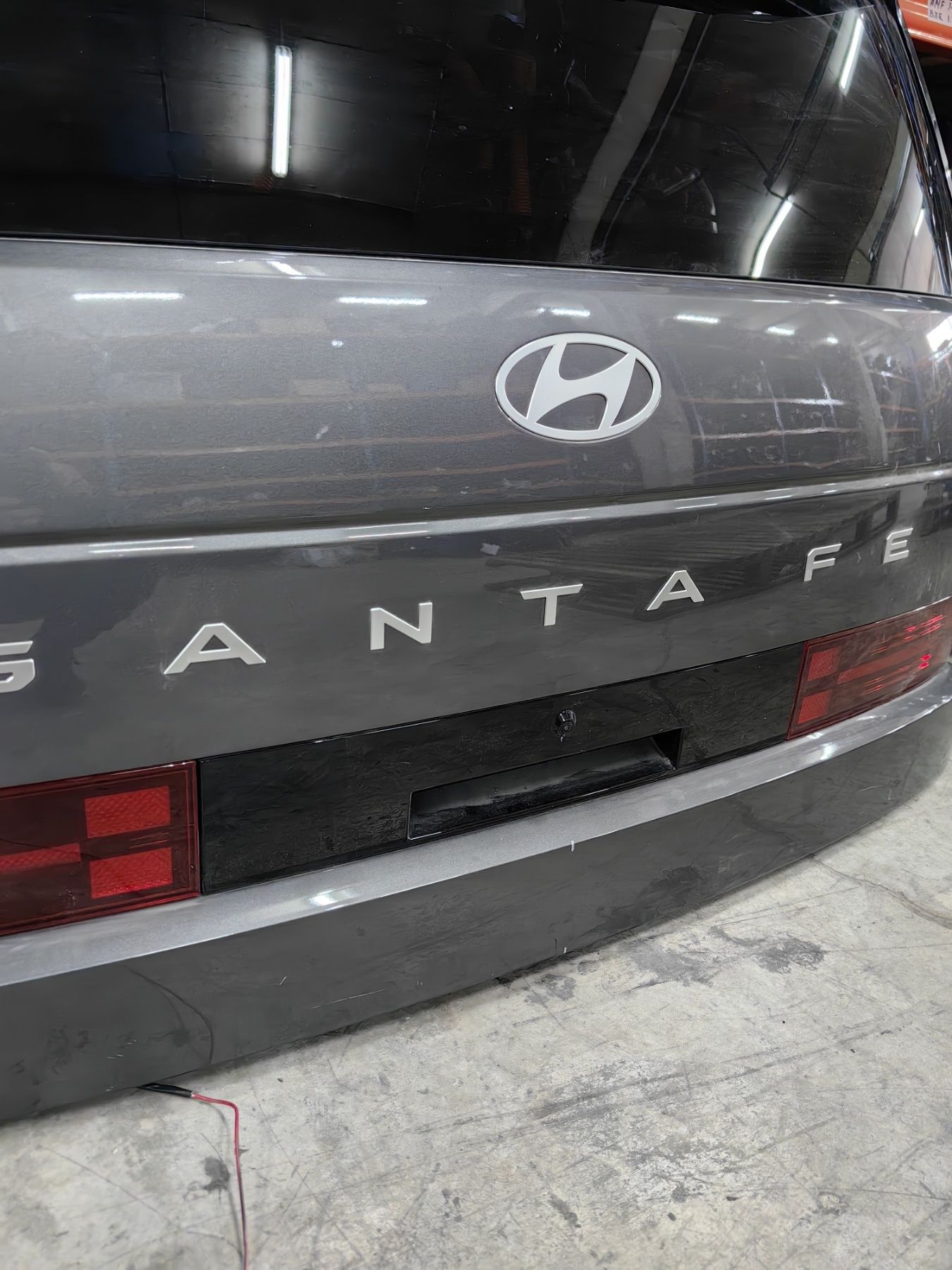 Багажник врата Hyundai Santa Fe 2024/25 / Хюндай Санта Фе 2024/25г