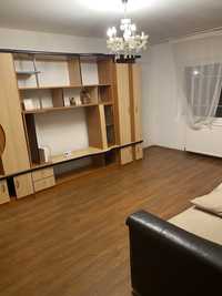 B dul Longinescu / Apartament 3 camere decomandat + garaj