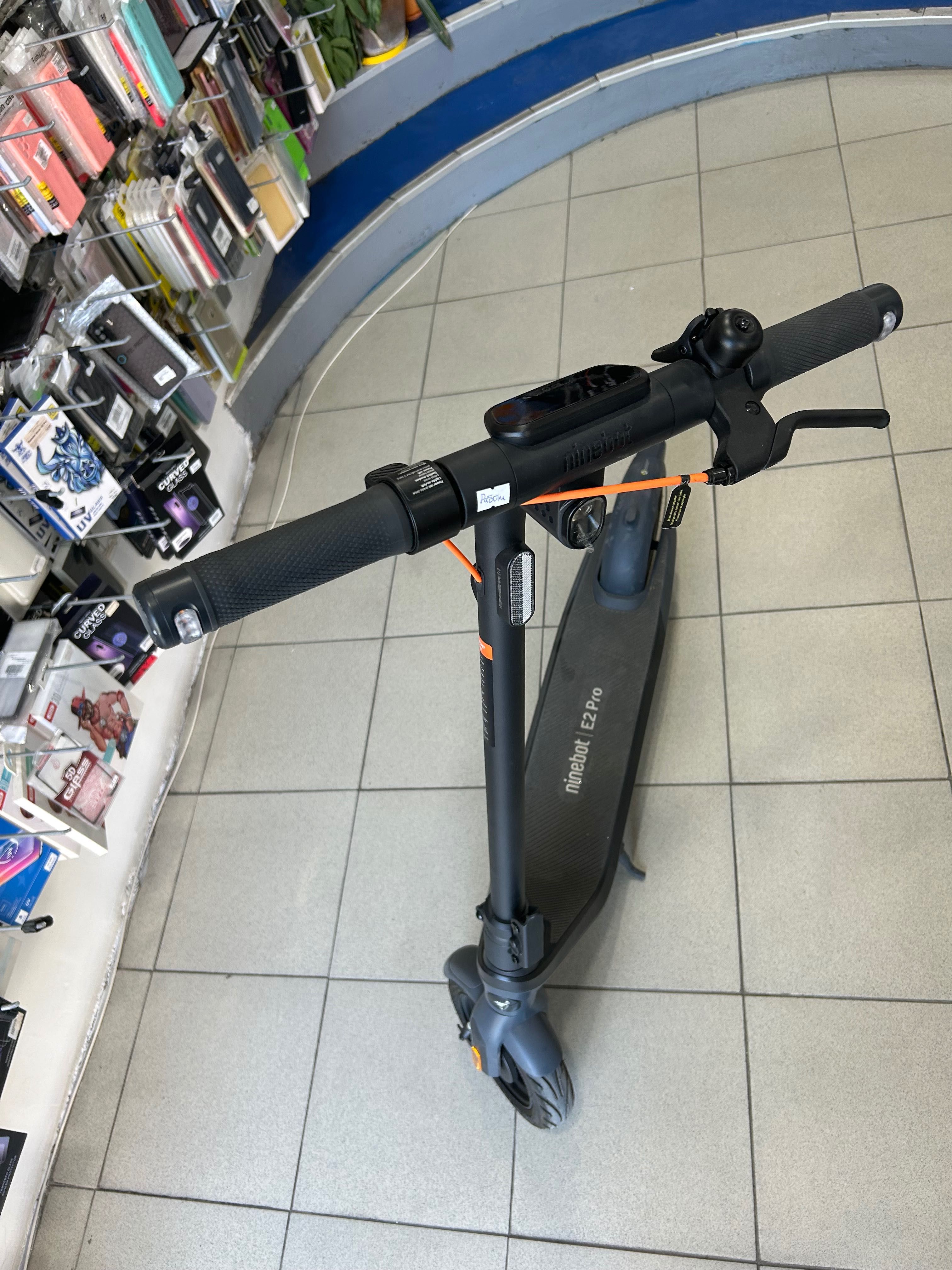 Електрическа тротинетка Segway-ninebot E2 Pro