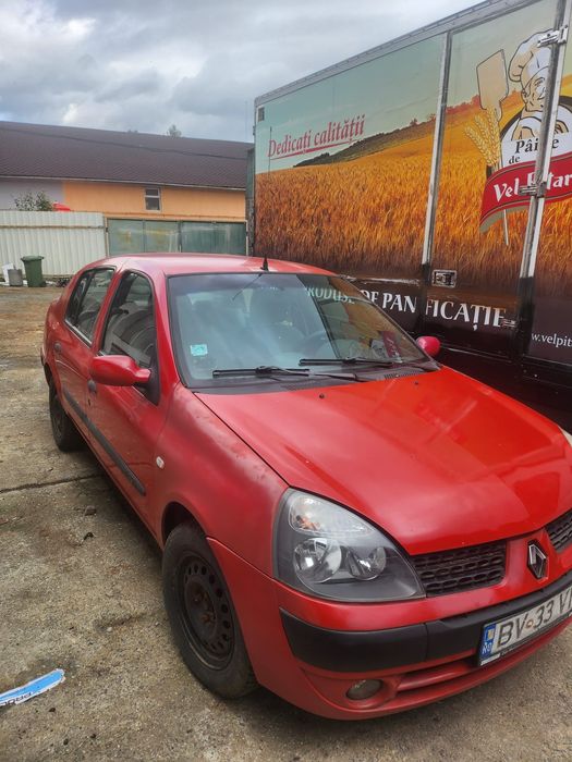 Vând Renault clio an 2005 motor 1,4 benzina an 2005