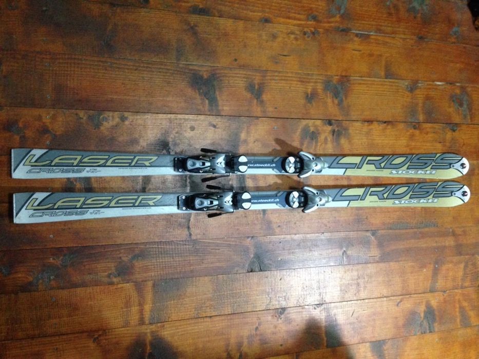 Vand schimb Ski Stockli laser cross 1.76m