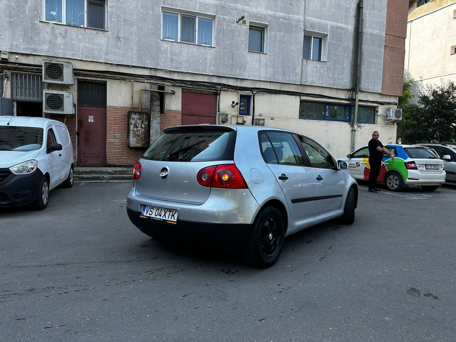 VW Golv 5 benzina 1.4 / impecabil  !!