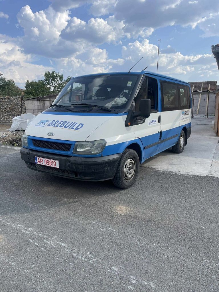 Ford transit  2004