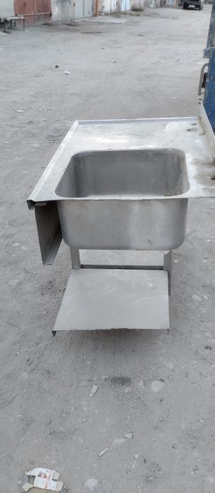 Продам нержавеющую мойку