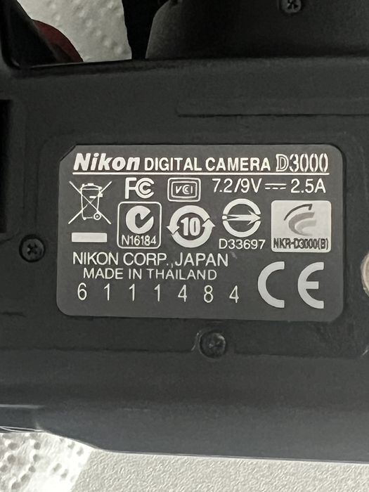 Aparat foto Nikon DSLR D3000