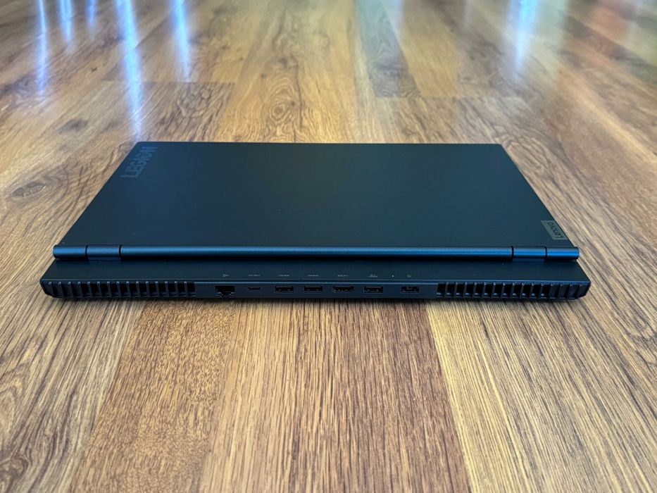 15.6' 2.5K 165Hz Ryzen 7 5800H Lenovo Legion 5 Nvidia RTX 3060 6GB