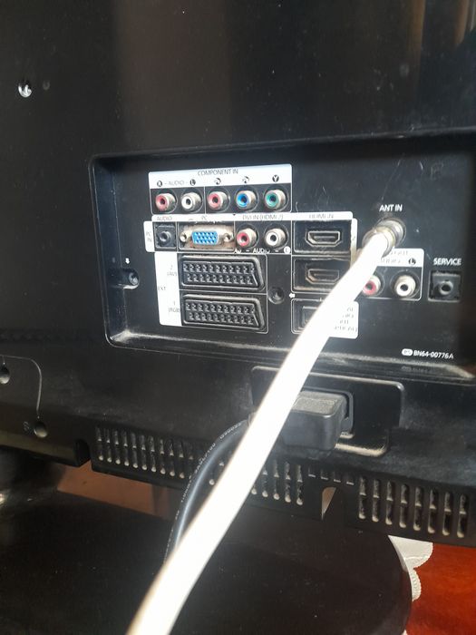 TV Samsung și sistem audio