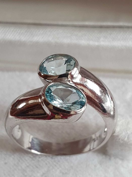 Inel unicat “You and Me” aur masiv cu aquamarin acvmarin natural