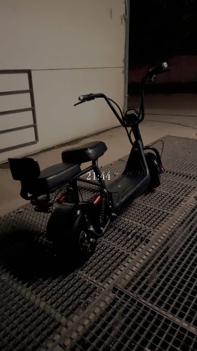 Vând scuter electric jrh