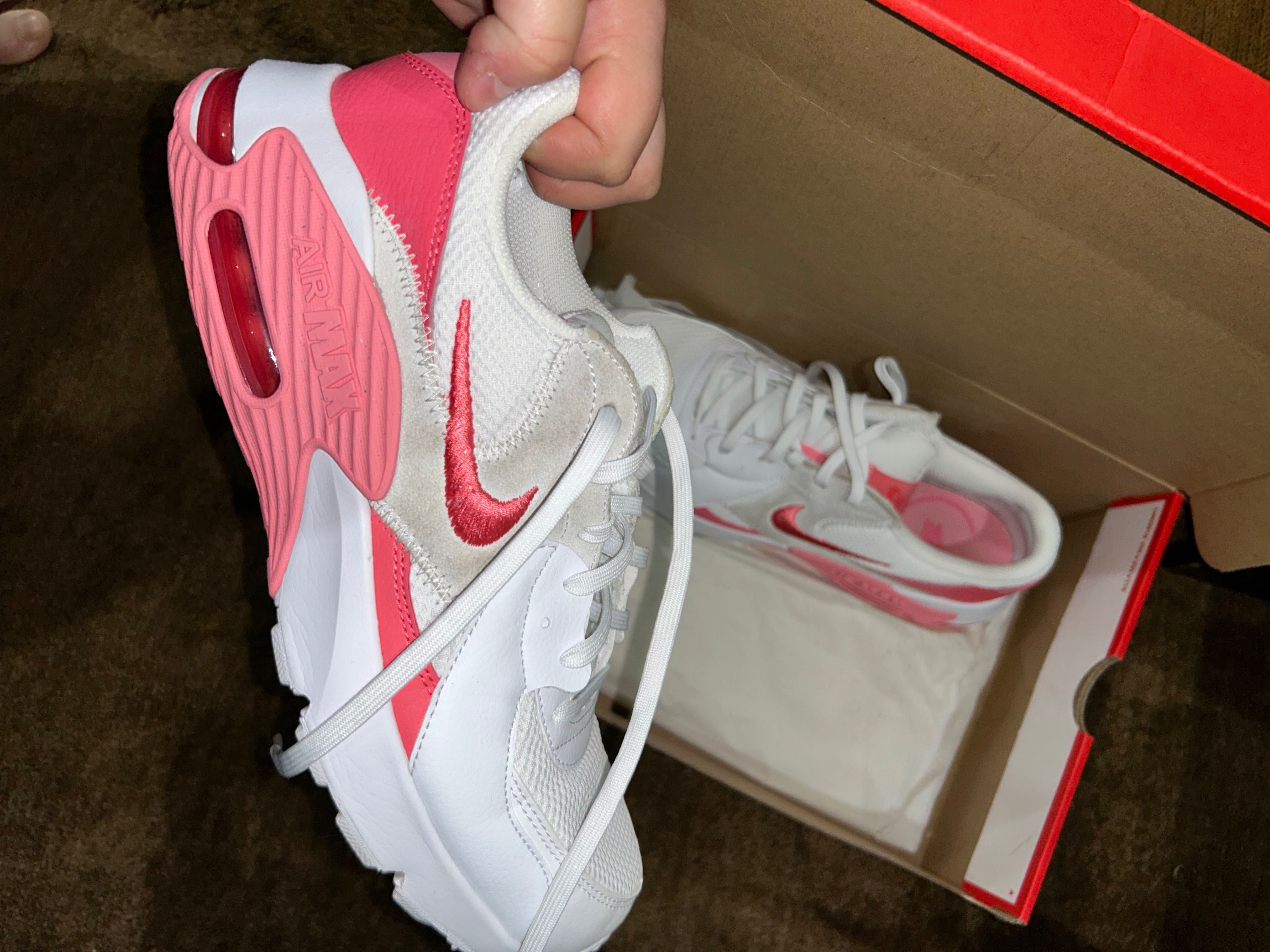 Спешно ОРИГИНАЛНИ маратонки  Nike wmns  AIR MAX