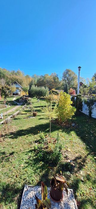 Vând teren intravilan