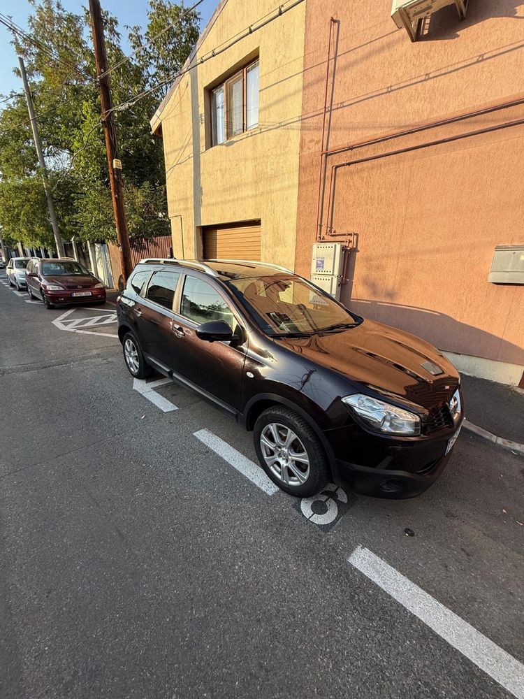 Nissan Qashqai 7 locuri