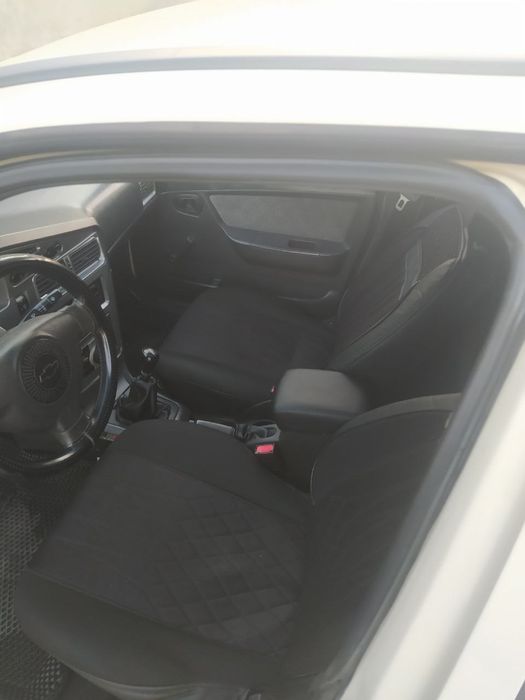 nexia 2 сотилади холати зор, нархини келишамиз, аккуратно хайдалган