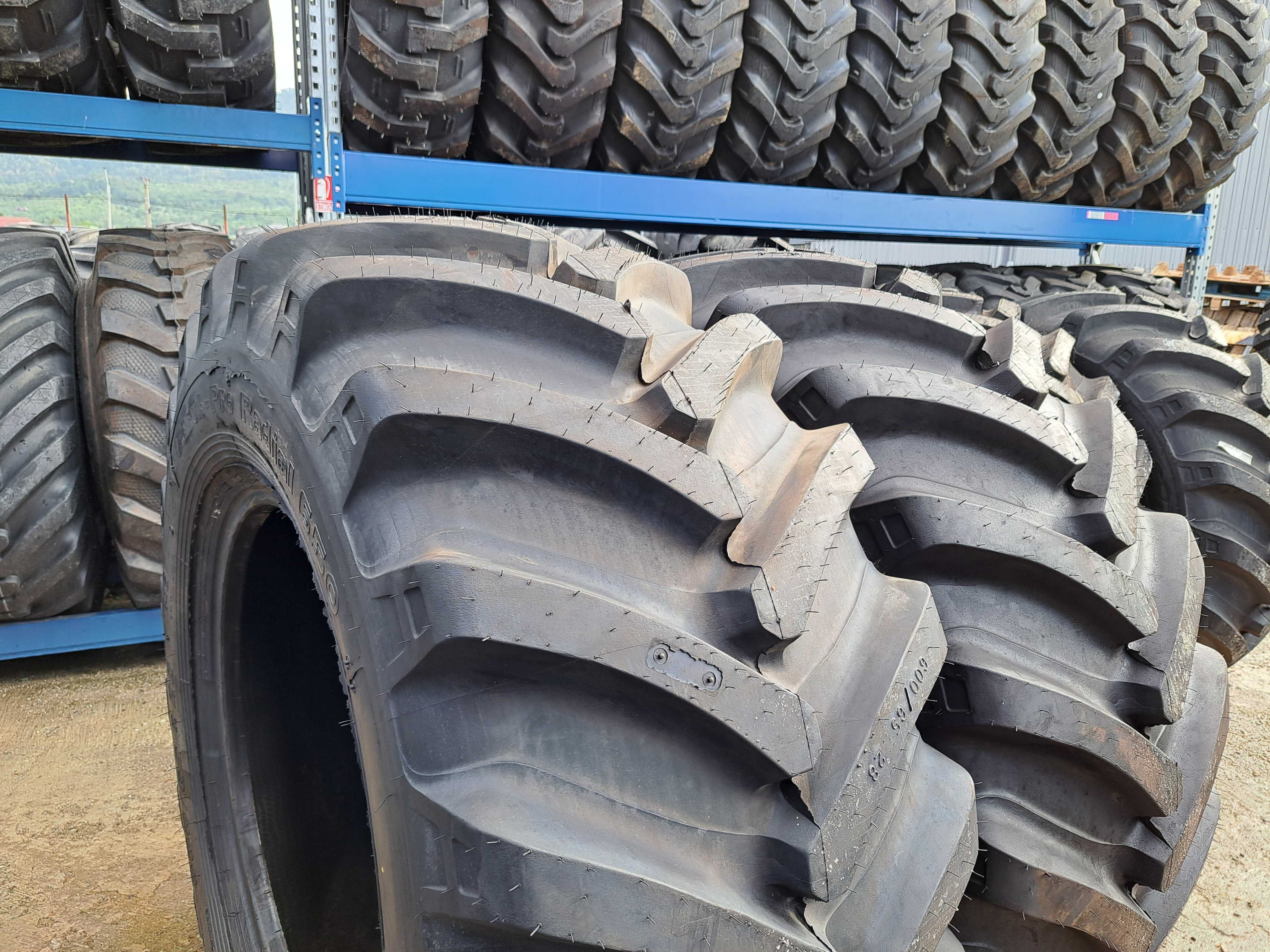 Cauciucuri noi 600/65R28 marca GALAXY anvelope radiale pentru TRACTOR