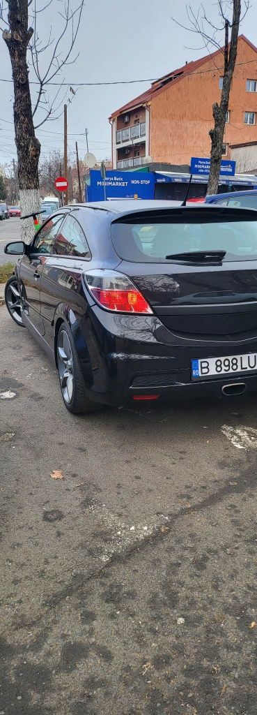 Opel astra gtc opc line