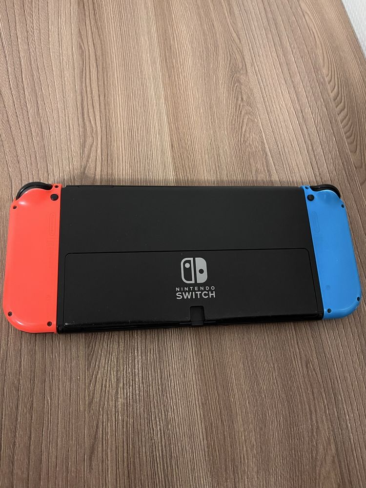 Nintendo switch oled за 110000