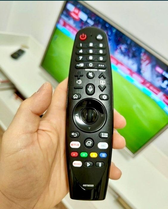 Magic Remote , telecomanda LG MR20GA Mouse și comanda vocala