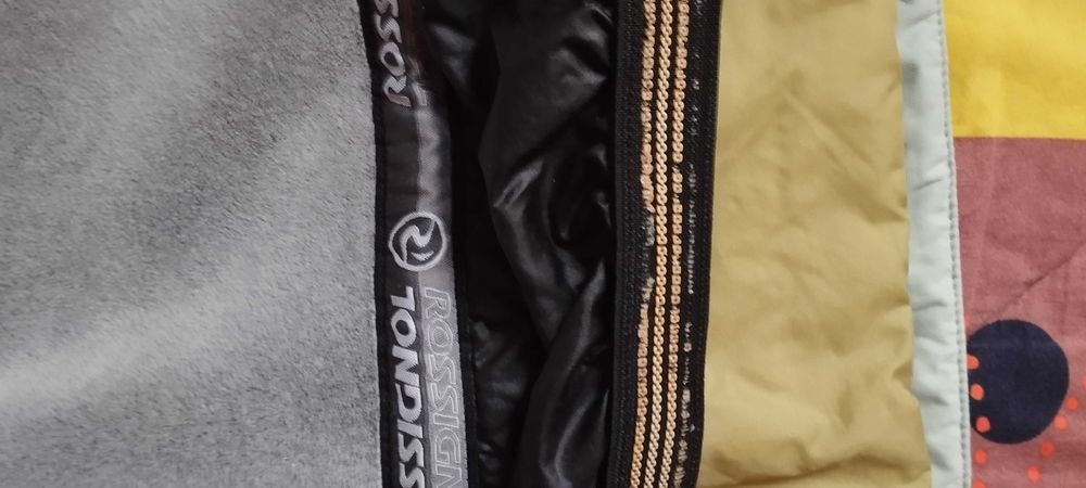 Дамско спортно яке