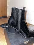 Pantofi negri cu toc