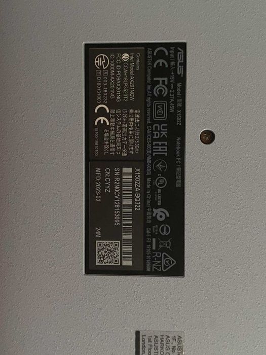 Продавам лаптоп ASUS VIvobook